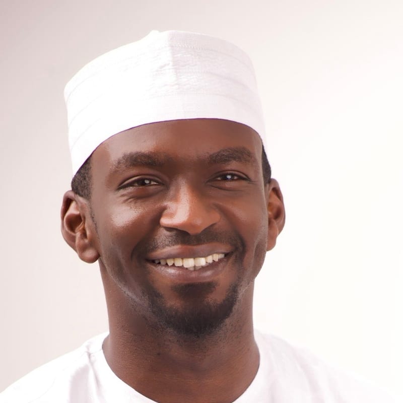 Nair Abakar