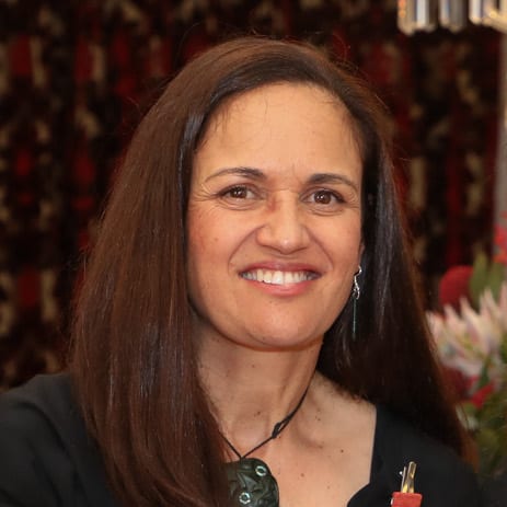 Shelley Katae